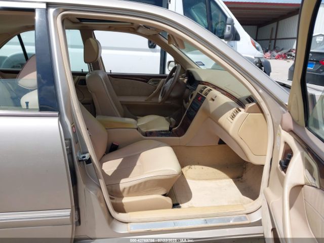 2000 MERCEDES-BENZ E 320 WDBJF82J9YX041431 Photo 4