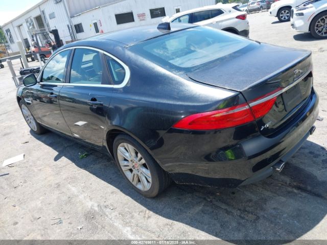 2017 JAGUAR XF SAJBD4BV5HCY29106 Photo 2
