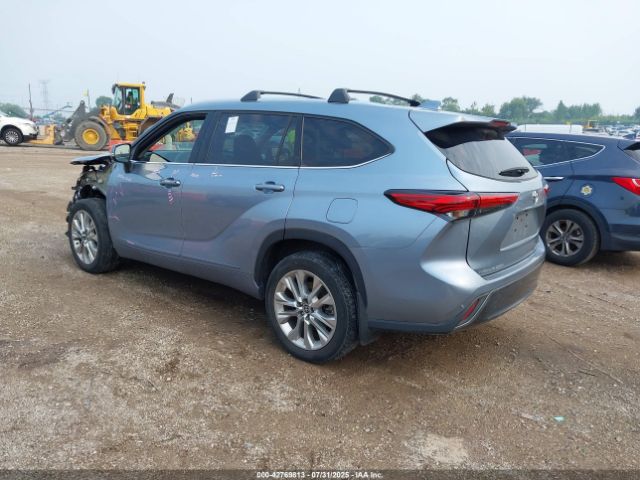 2022 TOYOTA HIGHLANDER 5TDDZRBH5NS200374 Photo 2