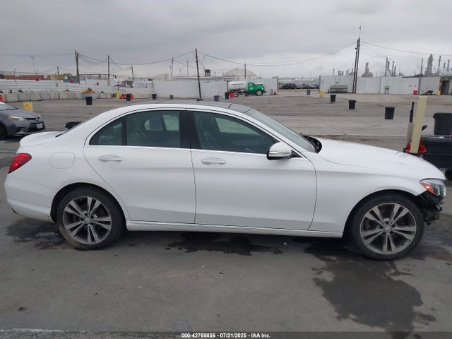 Mercedes-Benz C-Class 2015 55SWF4KB2FU092977 Image 14