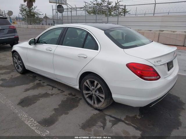 Mercedes-Benz C-Class 2015 55SWF4KB2FU092977 Image 3