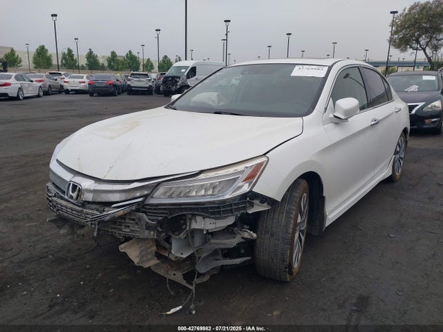 Honda lfa1 2017 JHMCR6F72HC023928 Image 2