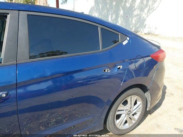Hyundai 2017 2017 5NPD74LFXHH197150 Image 6