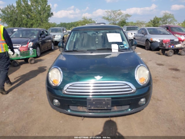 2008 MINI COOPER WMWMF33518TT67375 Photo 5