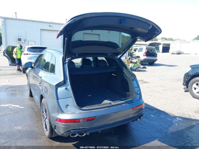 2024 AUDI SQ5 WA1C4AFY9R2015791 Photo 2
