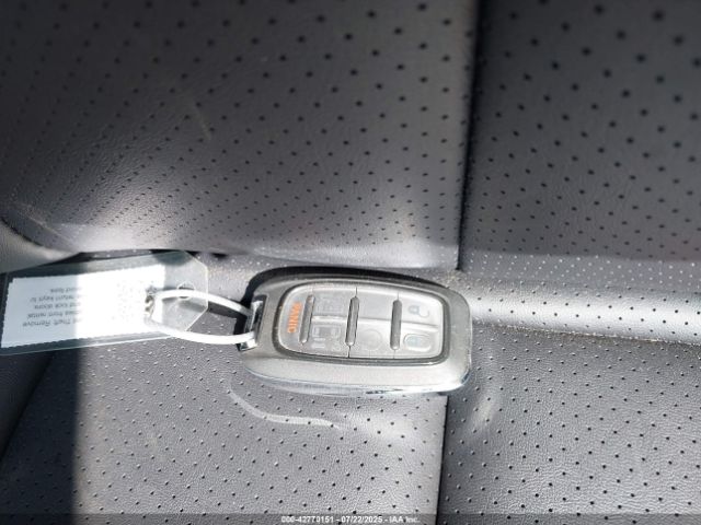 2025 CHRYSLER PACIFICA 2C4RC1BG9SR581618 Photo 10