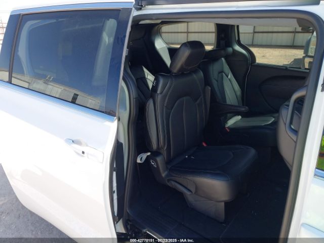 2025 CHRYSLER PACIFICA 2C4RC1BG9SR581618 Photo 7