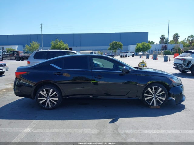 Nissan 2019 2019 1N4BL4CVXKN306522 Image 13