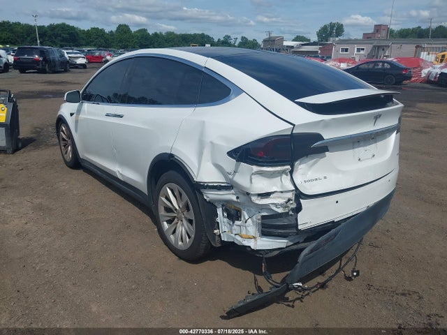 2017 TESLA MODEL X 5YJXCBE25HF043550 Photo 5