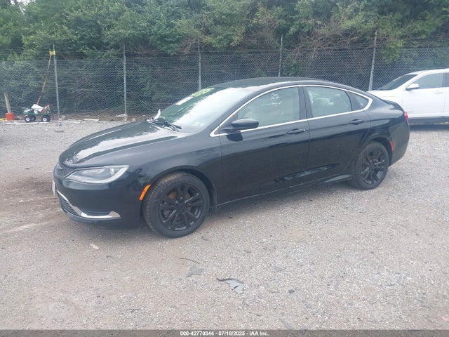 Chrysler 200 2015 1C3CCCAB1FN743255 Image 2