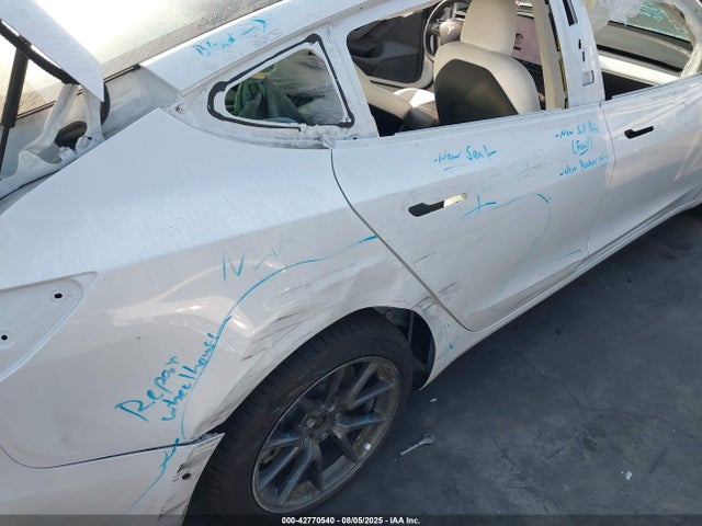2022 TESLA MODEL 3 5YJ3E1EBXNF204778 Photo 5