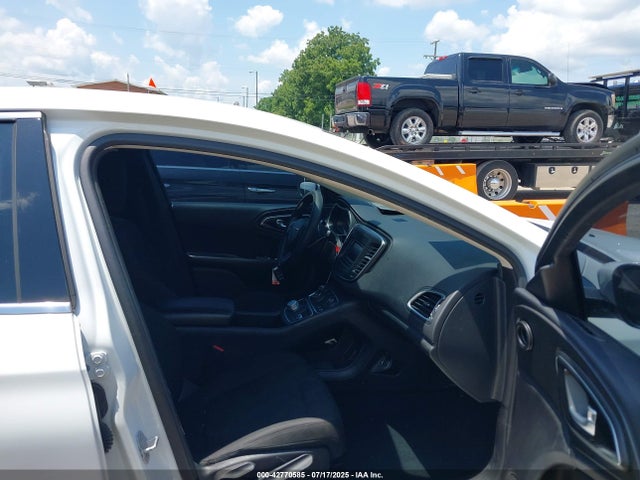 Chrysler 2016 2016 1C3CCCAB7GN145222 Image 5
