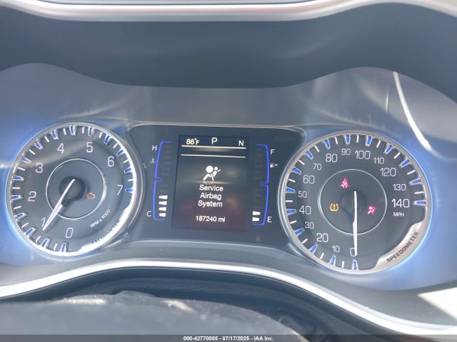 Chrysler 2016 2016 1C3CCCAB7GN145222 Image 7