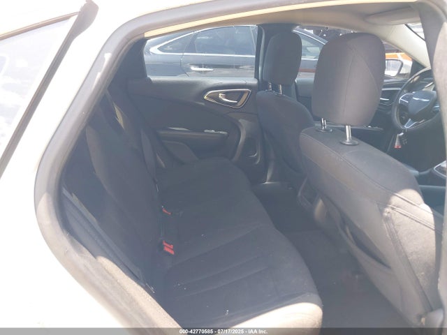 Chrysler 2016 2016 1C3CCCAB7GN145222 Image 8