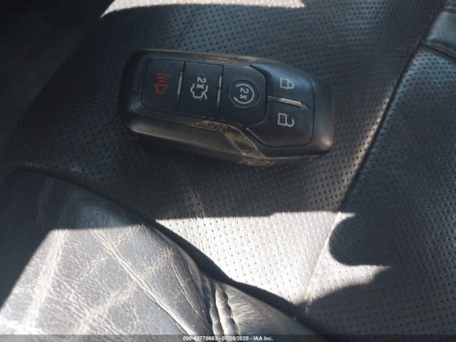 Lincoln 2016 2016 3LN6L2G98GR606931 Image 11