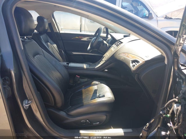 Lincoln 2016 2016 3LN6L2G98GR606931 Image 5