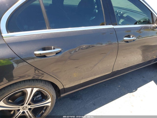 W1KAF4GB1PR135873 Mercedes-Benz m254