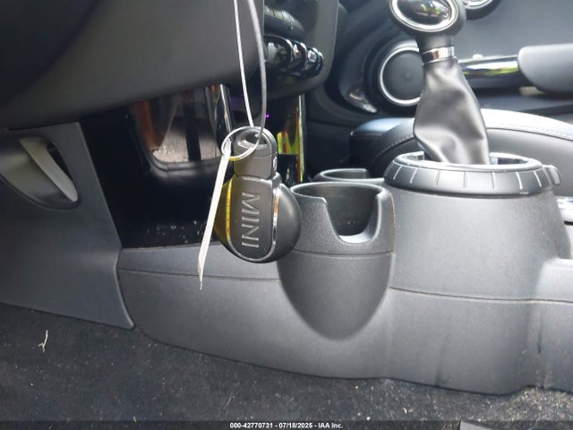 2015 MINI HARDTOP WMWXP7C53FT740415 Photo 10