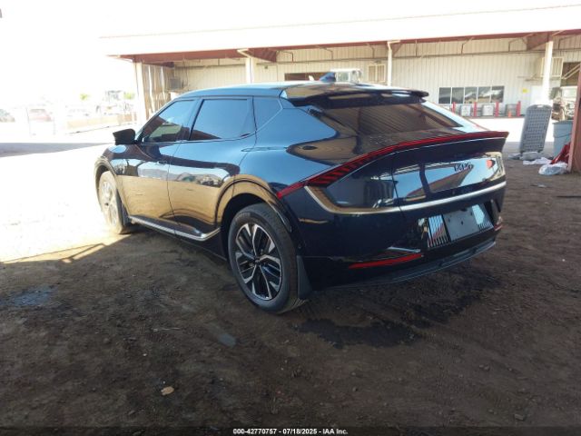 2023 KIA EV6 KNDC34LA8P5608975 Photo 2