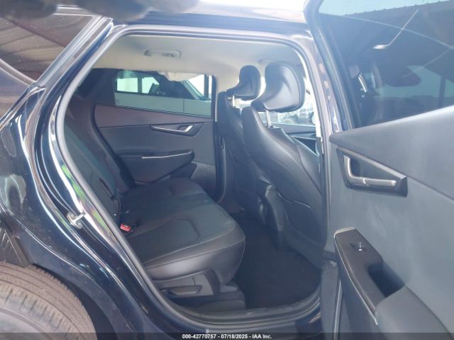 2023 KIA EV6 KNDC34LA8P5608975 Photo 7