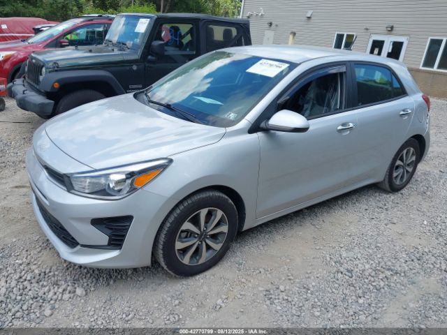 2023 KIA RIO 5-DOOR 3KPA25AD0PE626212 Photo 1