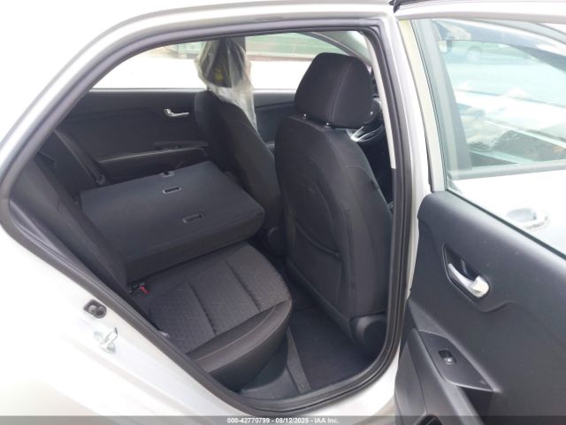 2023 KIA RIO 5-DOOR 3KPA25AD0PE626212 Photo 7