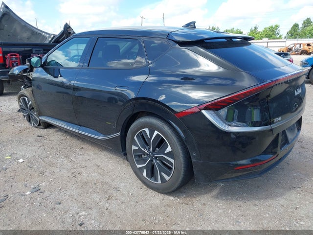 KIA EV6 2023 KNDC34LAXP5106050 Image 3