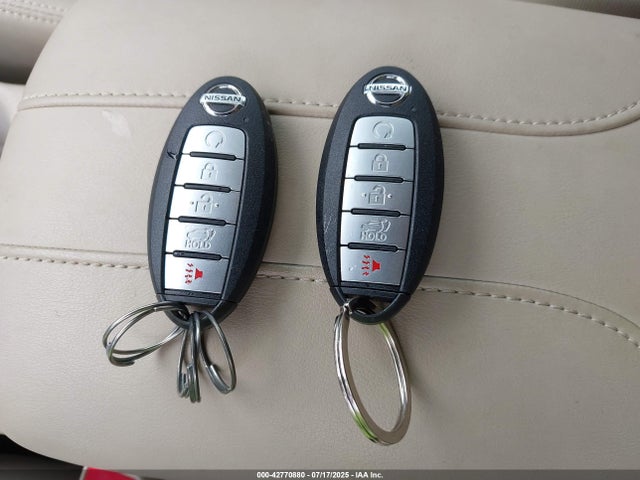 JN8AT2MT9KW259425 Nissan Rogue