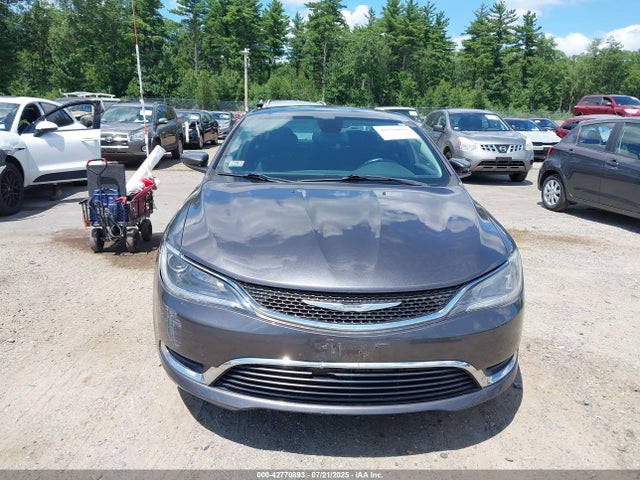 1C3CCCAB9FN724808 Chrysler 2015