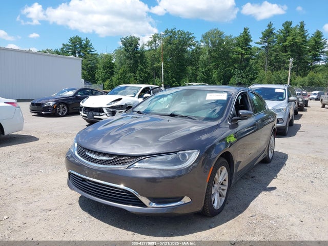 1C3CCCAB9FN724808 Chrysler 2015