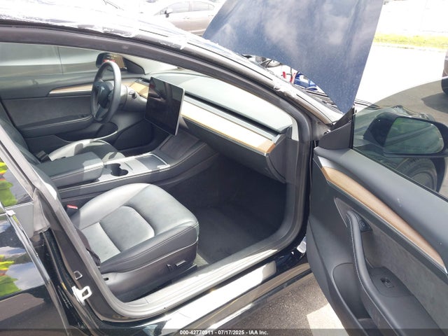 2023 TESLA MODEL 3 5YJ3E1EA4PF428641 Photo 4