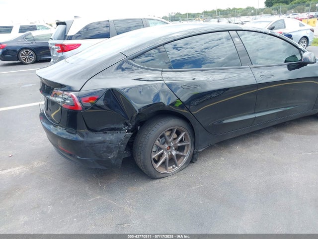 2023 TESLA MODEL 3 5YJ3E1EA4PF428641 Photo 5