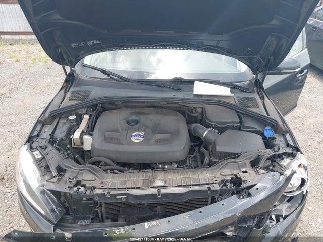 Aukcja sprzedaży 2015 Volvo S60 T5 Premier, vin: YV140MFK4F2337702, numer aukcji: 42771004