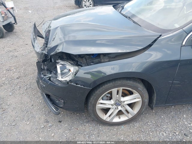 Aukcja sprzedaży 2015 Volvo S60 T5 Premier, vin: YV140MFK4F2337702, numer aukcji: 42771004