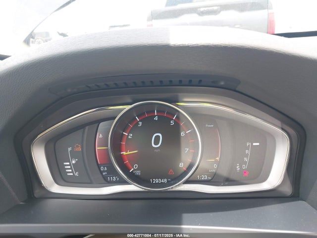 Aukcja sprzedaży 2015 Volvo S60 T5 Premier, vin: YV140MFK4F2337702, numer aukcji: 42771004