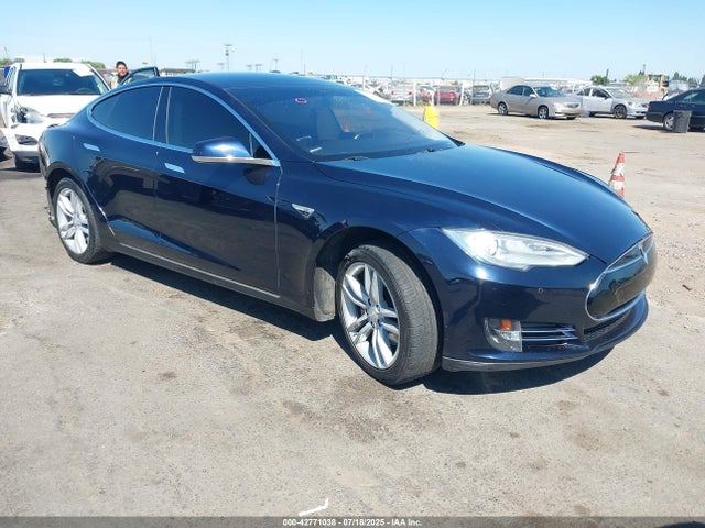 2013 TESLA MODEL S 5YJSA1CN9DFP28068 Photo 0