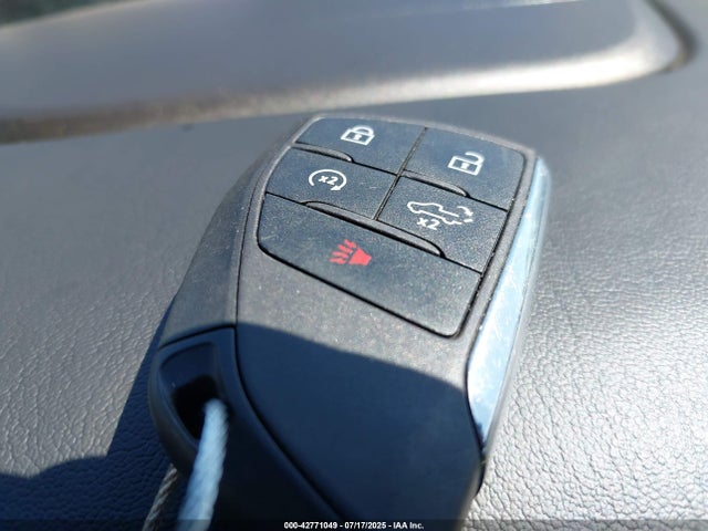 3GTUUGED7RG116816 GMC l84