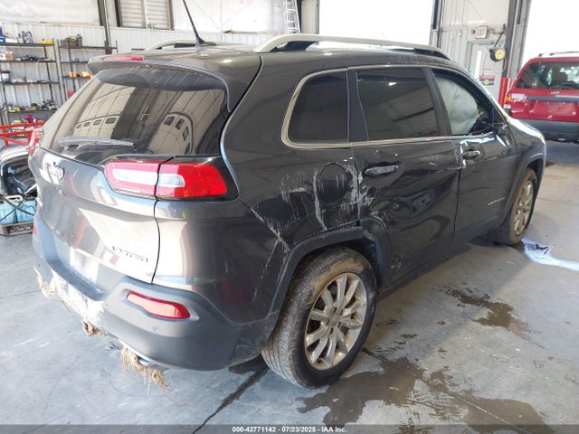 1C4PJMDS0FW704428 Jeep Cherokee