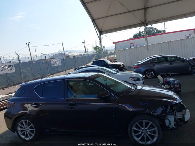 42771157 :رقم المزاد ، JTHKD5BHXD2133502 vin ، 2013 Lexus Ct 200h مزاد بيع