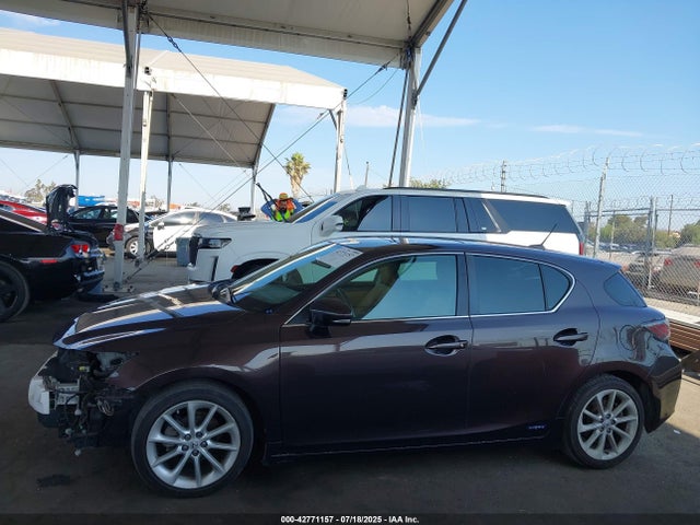 42771157 :رقم المزاد ، JTHKD5BHXD2133502 vin ، 2013 Lexus Ct 200h مزاد بيع