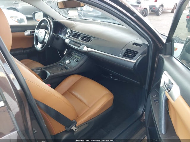 42771157 :رقم المزاد ، JTHKD5BHXD2133502 vin ، 2013 Lexus Ct 200h مزاد بيع