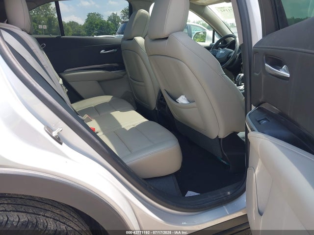 2019 CADILLAC XT4 1GYAZAR49KF210452 Photo 7