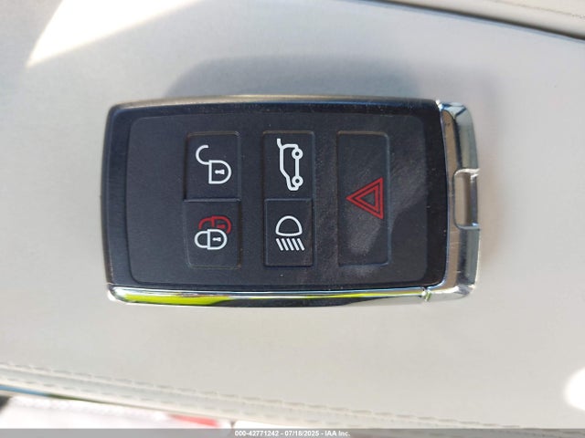 SALYT2EX7NA344091 Land Rover Range Rover Velar P250 R-dynamic S