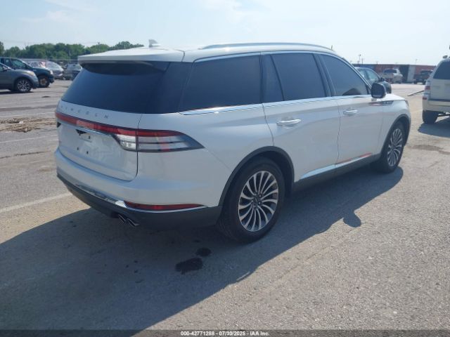 2020 LINCOLN AVIATOR 5LM5J7WC6LGL22286 Photo 3