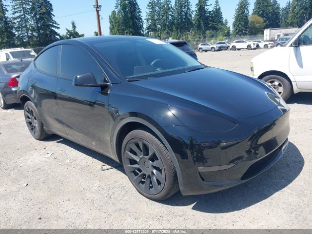 2023 TESLA MODEL Y 7SAYGDEE8PF947747 Photo 0