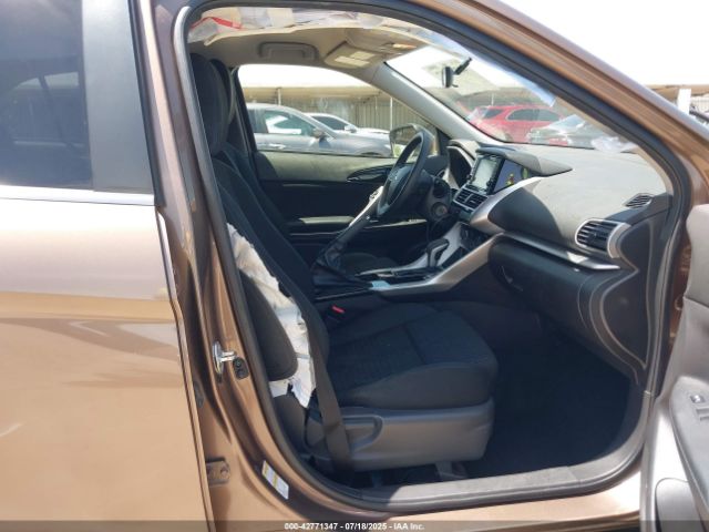 2019 MITSUBISHI ECLIPSE CROSS JA4AT3AA9KZ033124 Photo 4