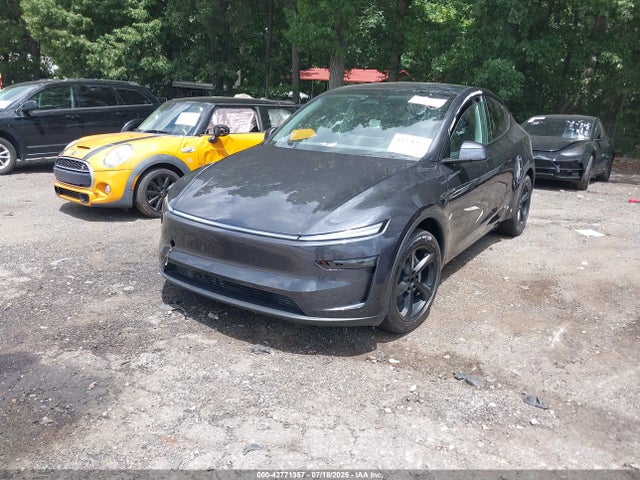 2026 TESLA MODEL Y 7SAYGDEE7TA385847 Photo 1