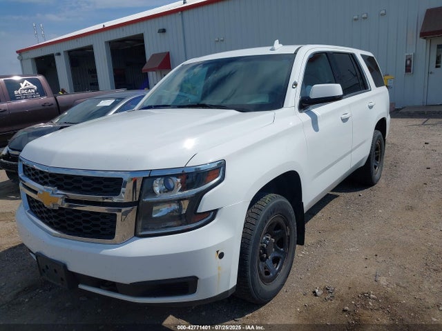 42771401 :رقم المزاد ، 1GNSKDECXHR205191 vin ، 2017 Chevrolet Tahoe Commercial Fleet مزاد بيع