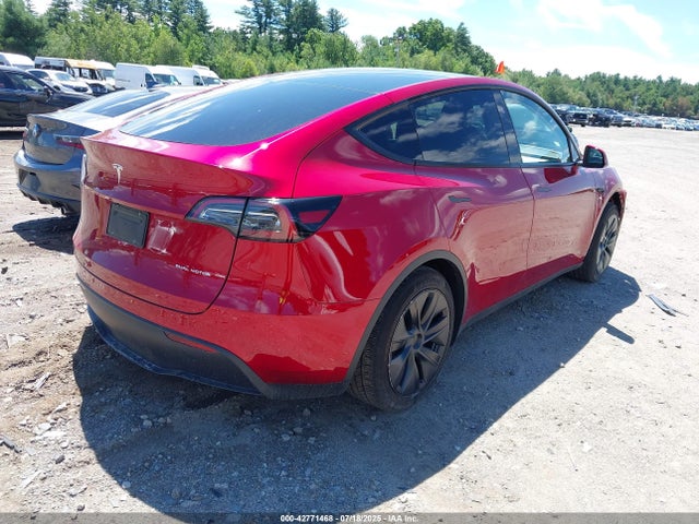 2025 TESLA MODEL Y 7SAYGAEE5SF233291 Photo 3