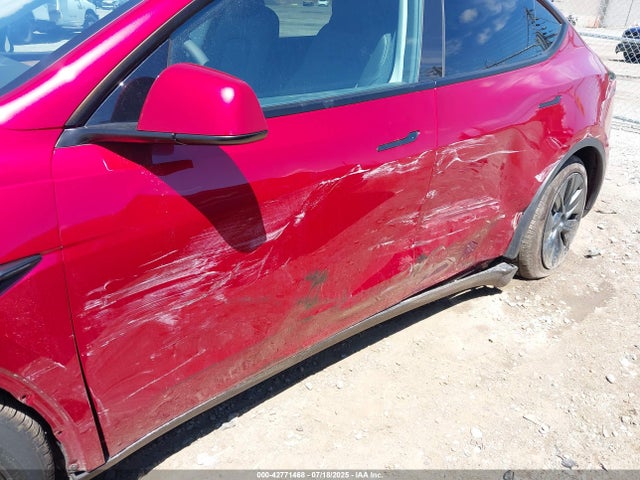 2025 TESLA MODEL Y 7SAYGAEE5SF233291 Photo 5